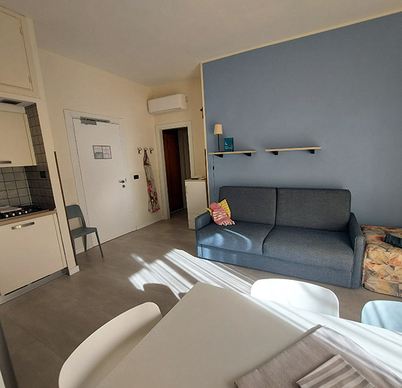Innenansicht der Zweizimmerwohnung C, Straßenseite